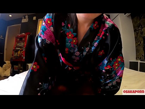 ❤️ A jovem cosplay girl adora sexo até o orgasmo com um esguicho em uma cavaleira e um broche. Garota asiática com ratas peludas e belas mamas em traje tradicional japonês em vídeo amador mostrando masturbação com brinquedos para foder. Sakura 3 OSAKAPORN. ❤❌ Porno em nós