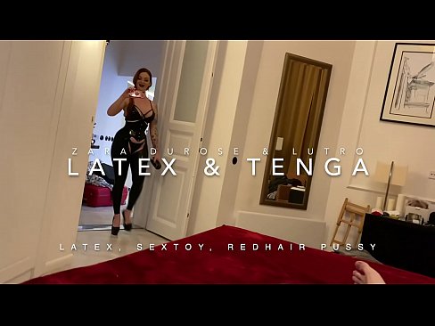❤️ Escadravo ruivo em traje de látex fodido por meio de meio-irmão ❤❌ Porno em nós